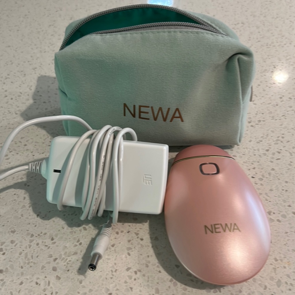NEWA skin tightening device complete